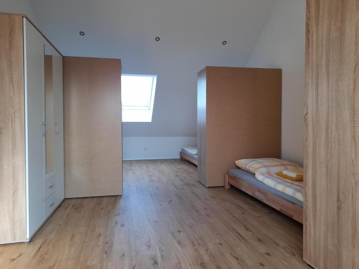 Traubshof Appartement Ochsenhausen Buitenkant foto